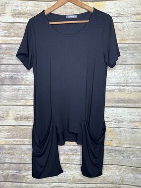 ALEMBIKA BLACK 2 Slouch Pocket T-Shirt